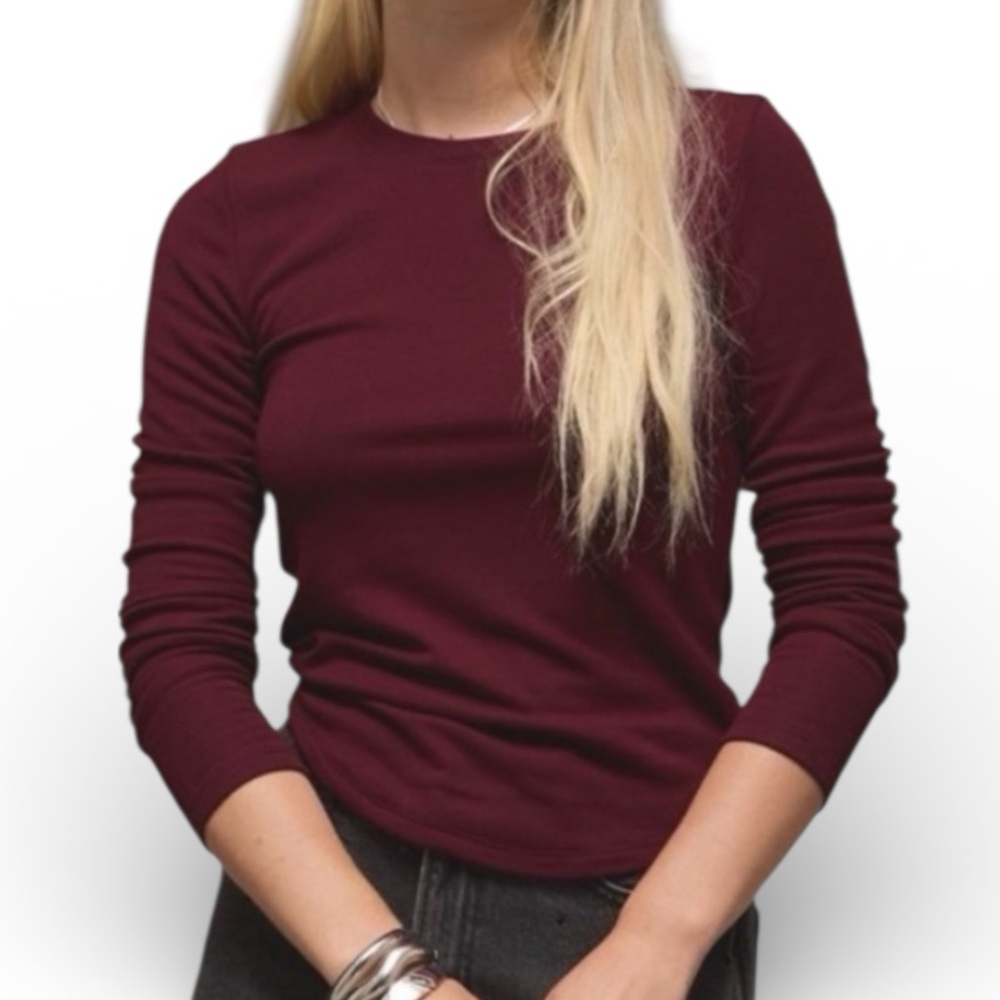 American Eagle Cozy Crew Neck Long Sleeve Tee NWT Size XS Preppy Red